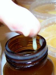Свойства пчелиного маточного молочка, свойства маточного молочка.